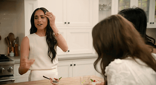 With Love Meghan Netflix GIF. This 498 x 271 animated GIF is part of our meghan markle collection. Created by missdsadventures. View the original animation…