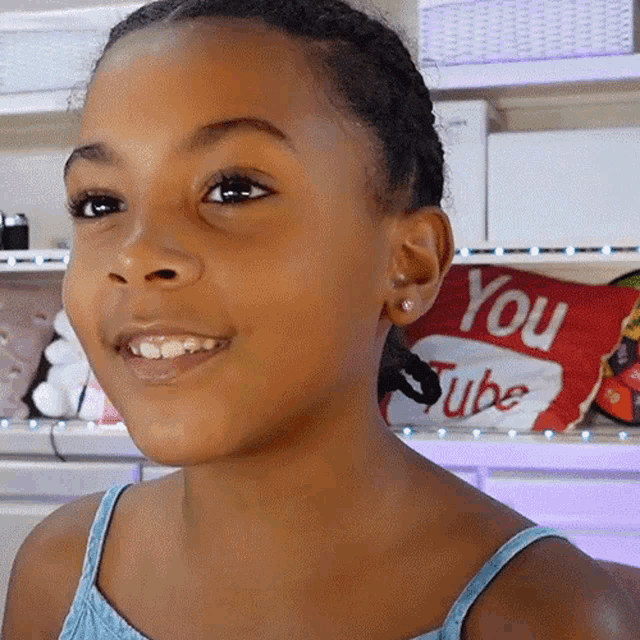 Woaw Alexis GIF