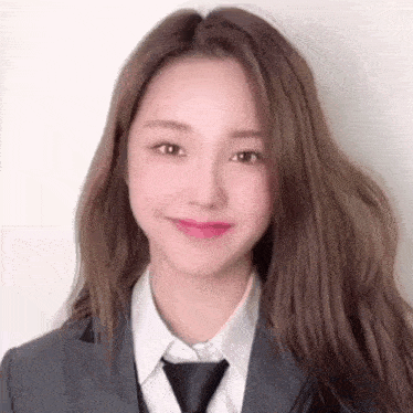 Wooah Nana GIF