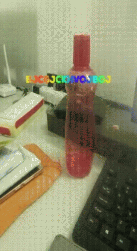 Workstation Tumbler GIF. This 273 x 498 animated GIF is part of our fondos tumblr hipster collection. Created by developer. View the original animation…