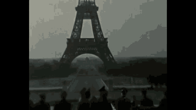 Ww2 Occupiedparis GIF