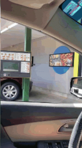 Yanatwt GIF