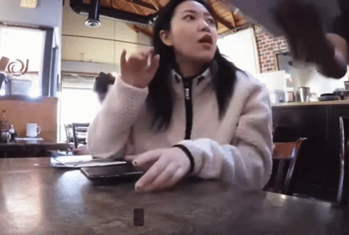 Yeri Food GIF