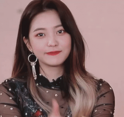 Yeri Thumbs Up GIF
