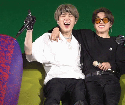 Yoonmin Slide GIF