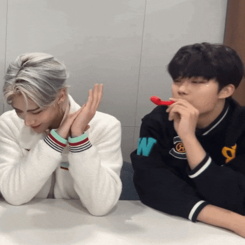 Zb1 Gunwook GIF