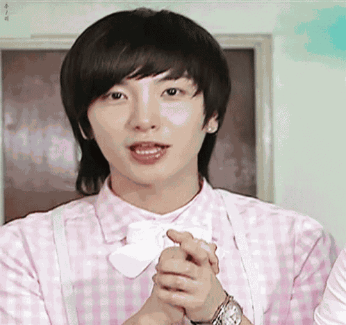 슈퍼주니어 이특 GIF