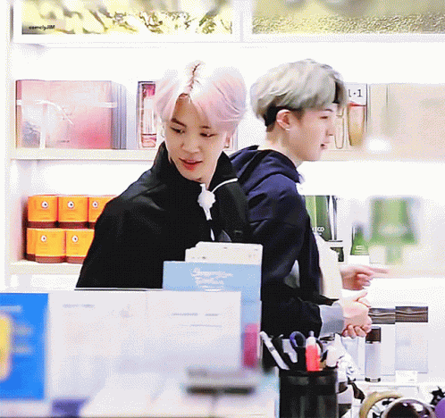 지민 방탄 GIF