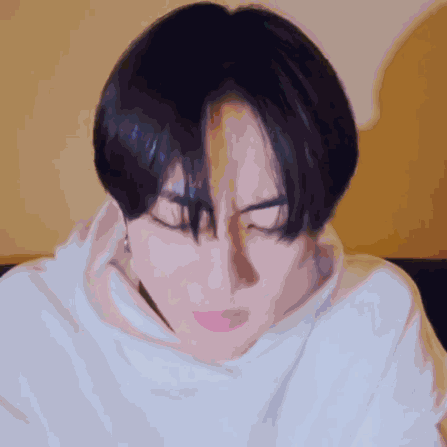4won Jungwon GIF