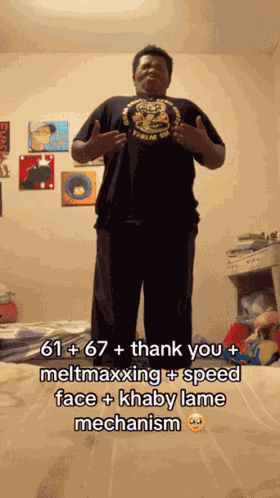 61 67 GIF