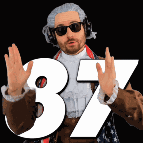 8 8 7 GIF