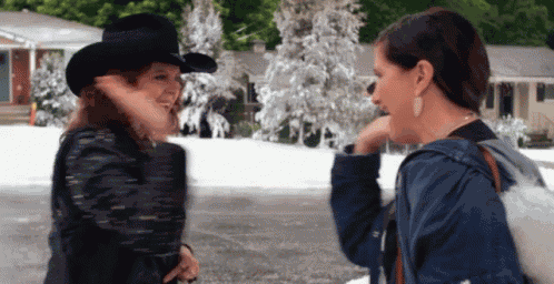 A Bad Moms Christmas A Bad Moms Christmas Gifs GIF