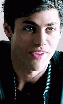Alec Lightwood Matthew Daddario GIF