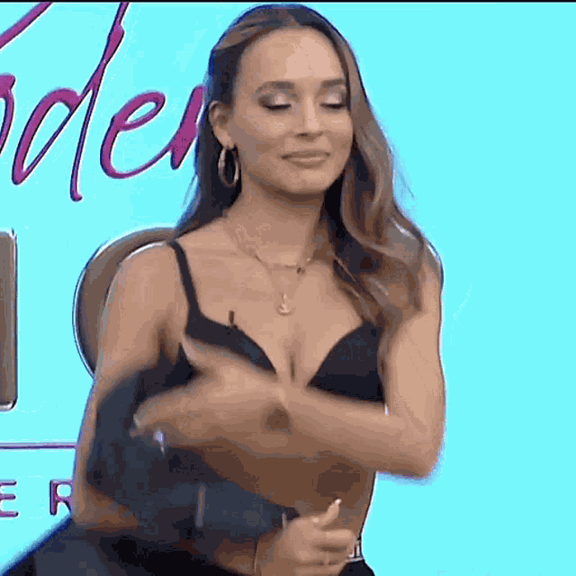 Alexandrabalarezo Alebalarezo GIF