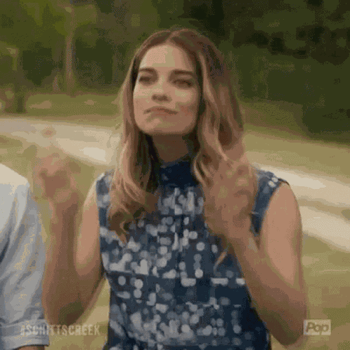 Alexis Rose Schitts Creek GIF