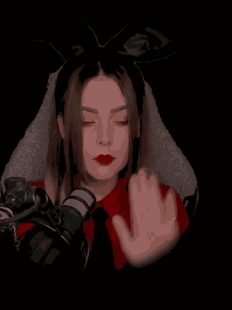 Alinarin Kiss GIF