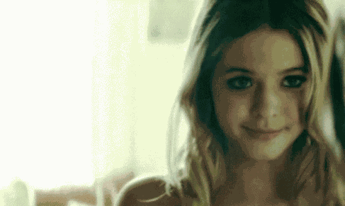 Alison Dilaurentis Sasha Pieterse GIF