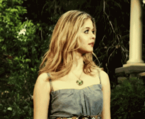 Alison Dilaurentis Sasha Pieterse GIF