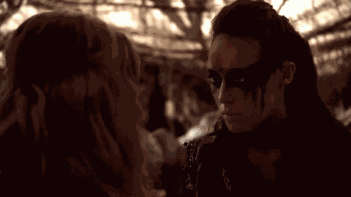 Alycia Debnam Carey Eliza Taylor GIF