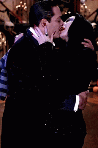 Anjelica Huston Kiss GIF