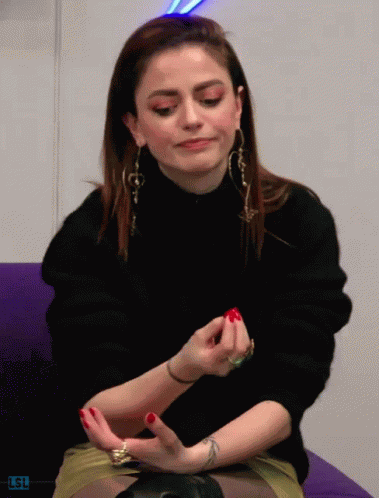 Annalisa Italian GIF