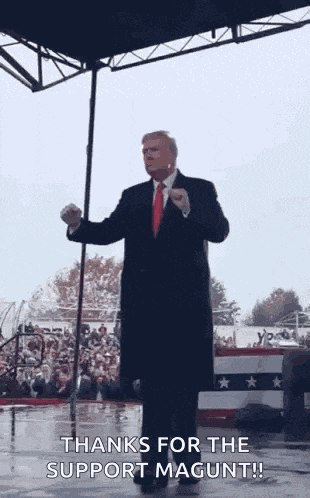 Anniversaire Trump GIF