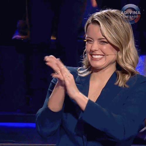 Aplausos Adriana Torrebejano GIF