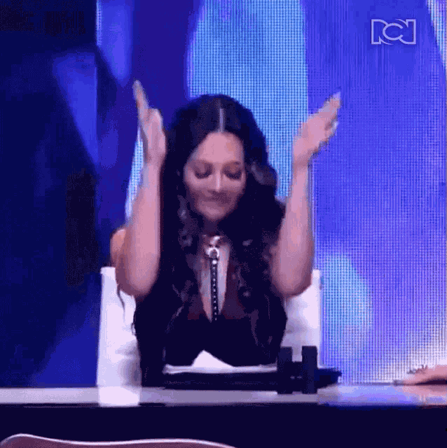 Aplausos Lina Tejeiro GIF