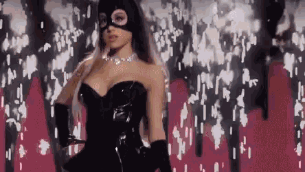 Ariana Grande Boobs GIF