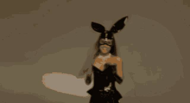 Ariana Grande GIF