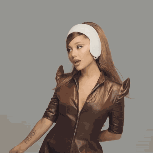 Ariana Grande GIF