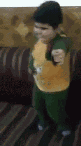 Arnoldo Wiggle GIF