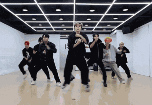 Ateez Halazia GIF