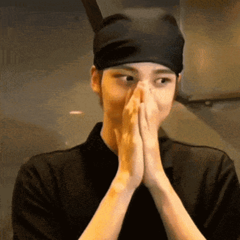 Ateez Yunho GIF