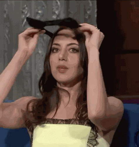 Aubrey Plaza GIF