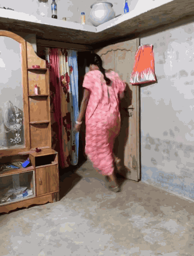 Aunty Dance Hillarious Aunty Funny Dance Indian GIF