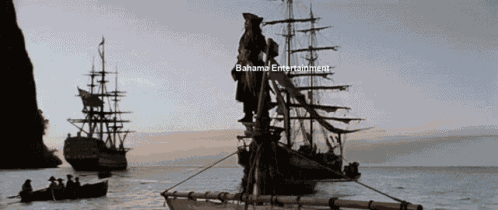 Bahama Ekibi F95e Ilk Adımınıatıyor GIF