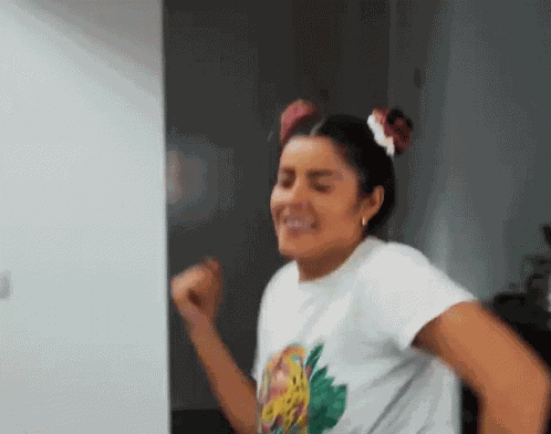 Bailando Emocionada GIF
