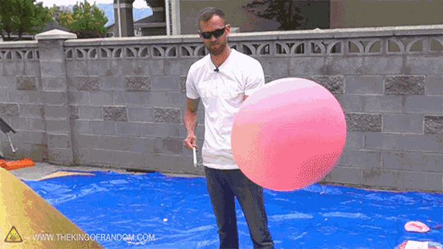 Balloon The King Of Random GIF
