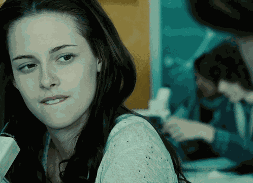 Bella Swan Kristen Stewart GIF