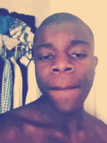 Big Kiss Bro Make Face GIF