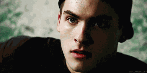 Bobbycotw GIF