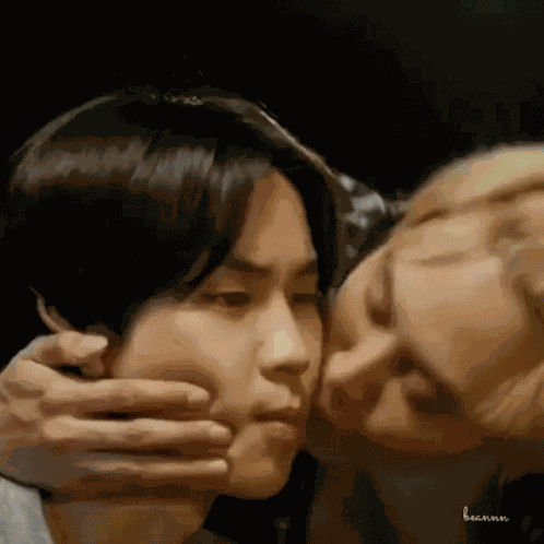 Bounprem Winteam GIF
