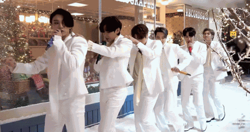 Bts Dynamtie Conga Bts Xmas Dynamite GIF