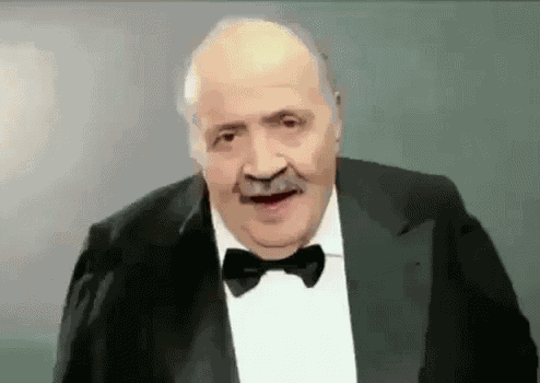 Buon Compleanno Auguri Buon Natale Buon Anno Felice Anno Nuovo Augurissimi Buon Ferragosto GIF
