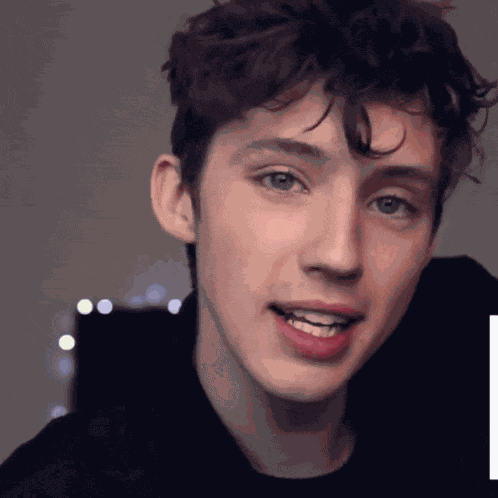 Bylerfied Trxyesbxy GIF