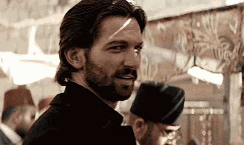 Cae Michiel Huisman GIF