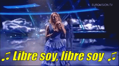 Cantante De Islandia Como Elsa GIF