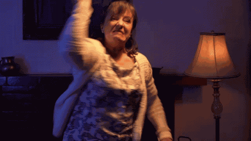 Chanclaso Enchufe Tv GIF