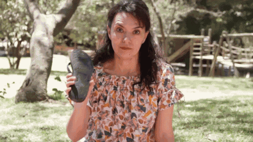 Chanclazo La Chnacla Poderosa GIF